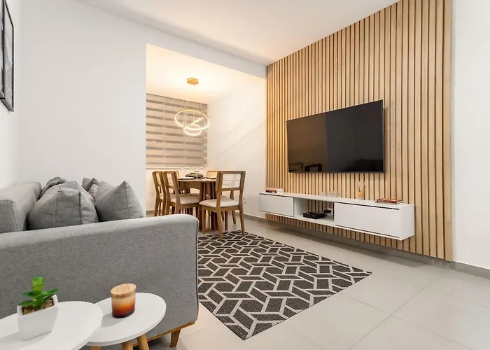 Apartamento Alto Padrao Em Ipanema Com 3 Suites A Uma Quadra Da Praia